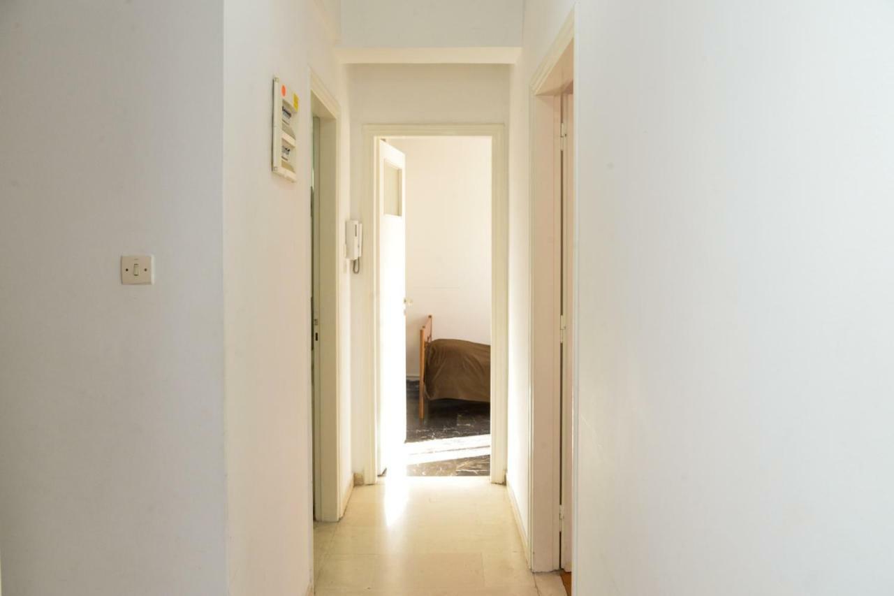 Apartamento Acropolis Amazing Balcony View 3 Minutes Walking To The Museum Atenas Exterior foto